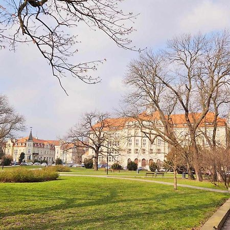 Ferienwohnung Justinrent 3 Legnica Exterior foto